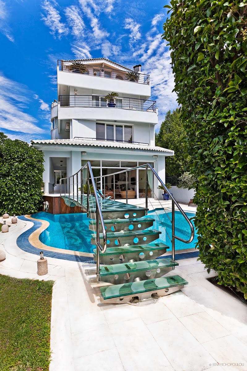 91 Athens Riviera