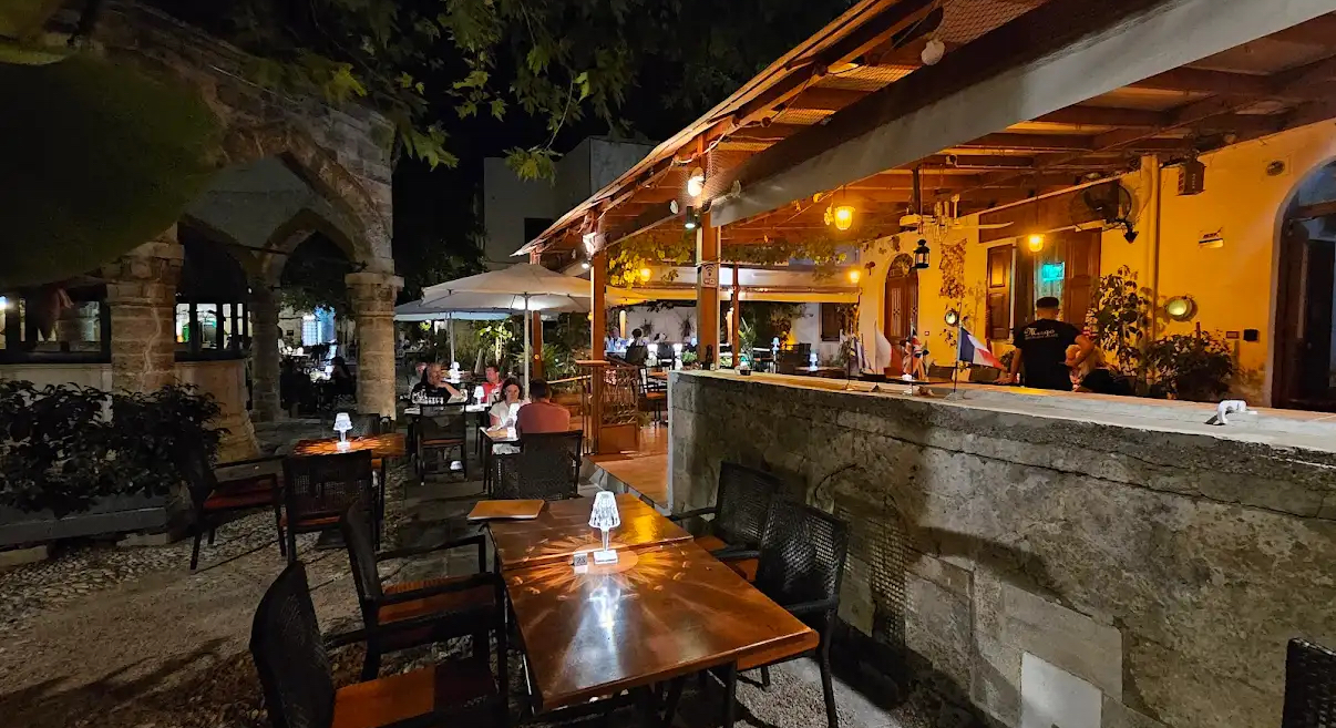 Apollo Guest House