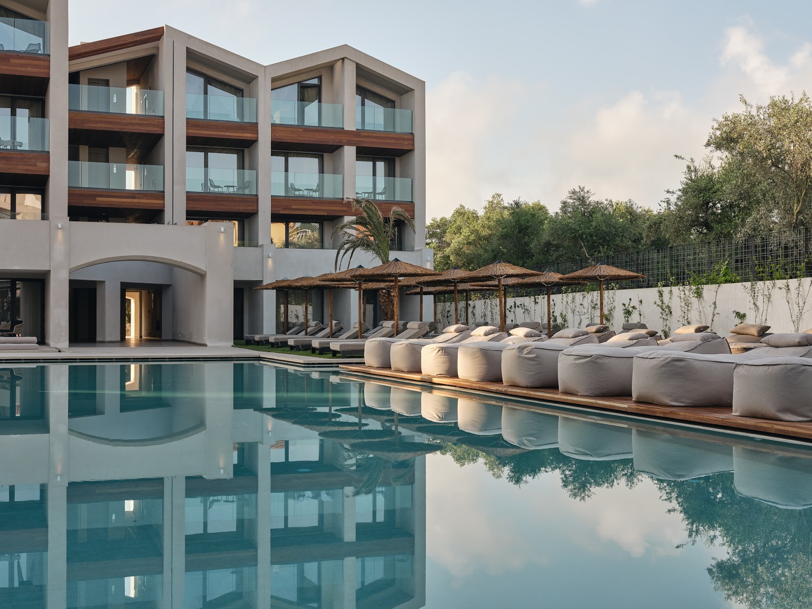 Aqua Bay Suites