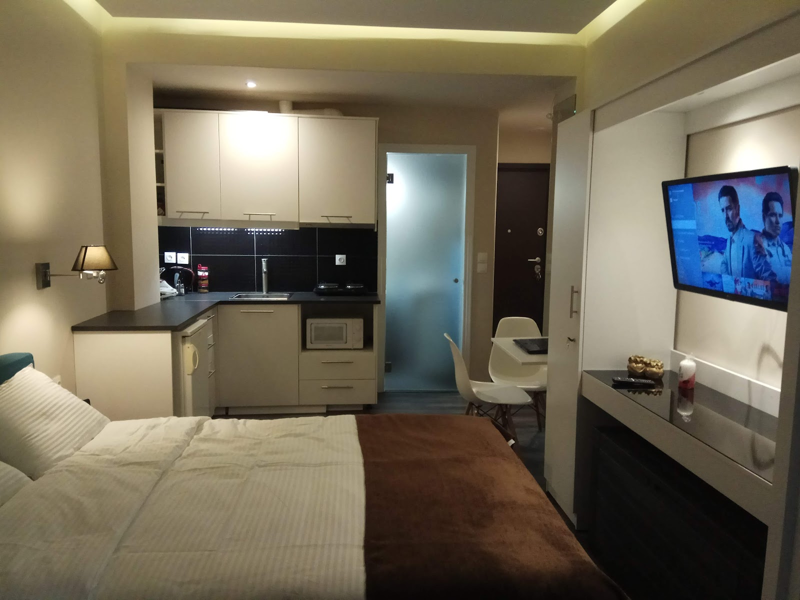 Athens Stay 20