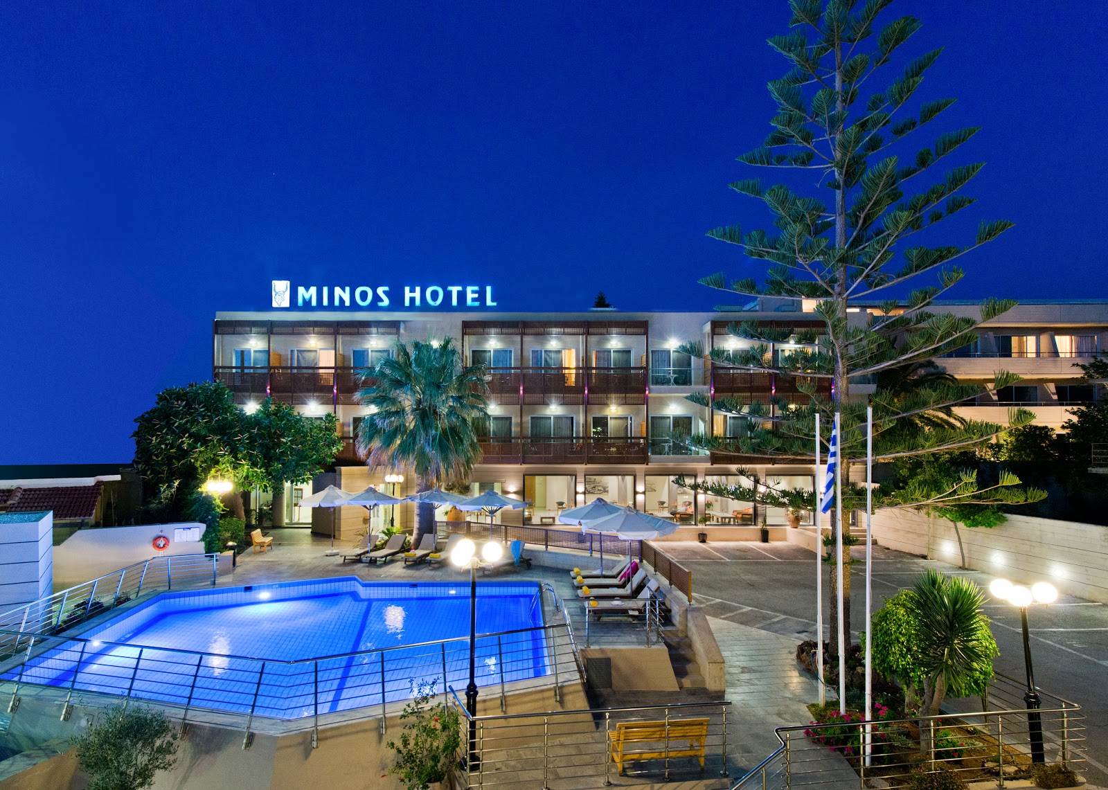 Atrium Ambiance Hotel