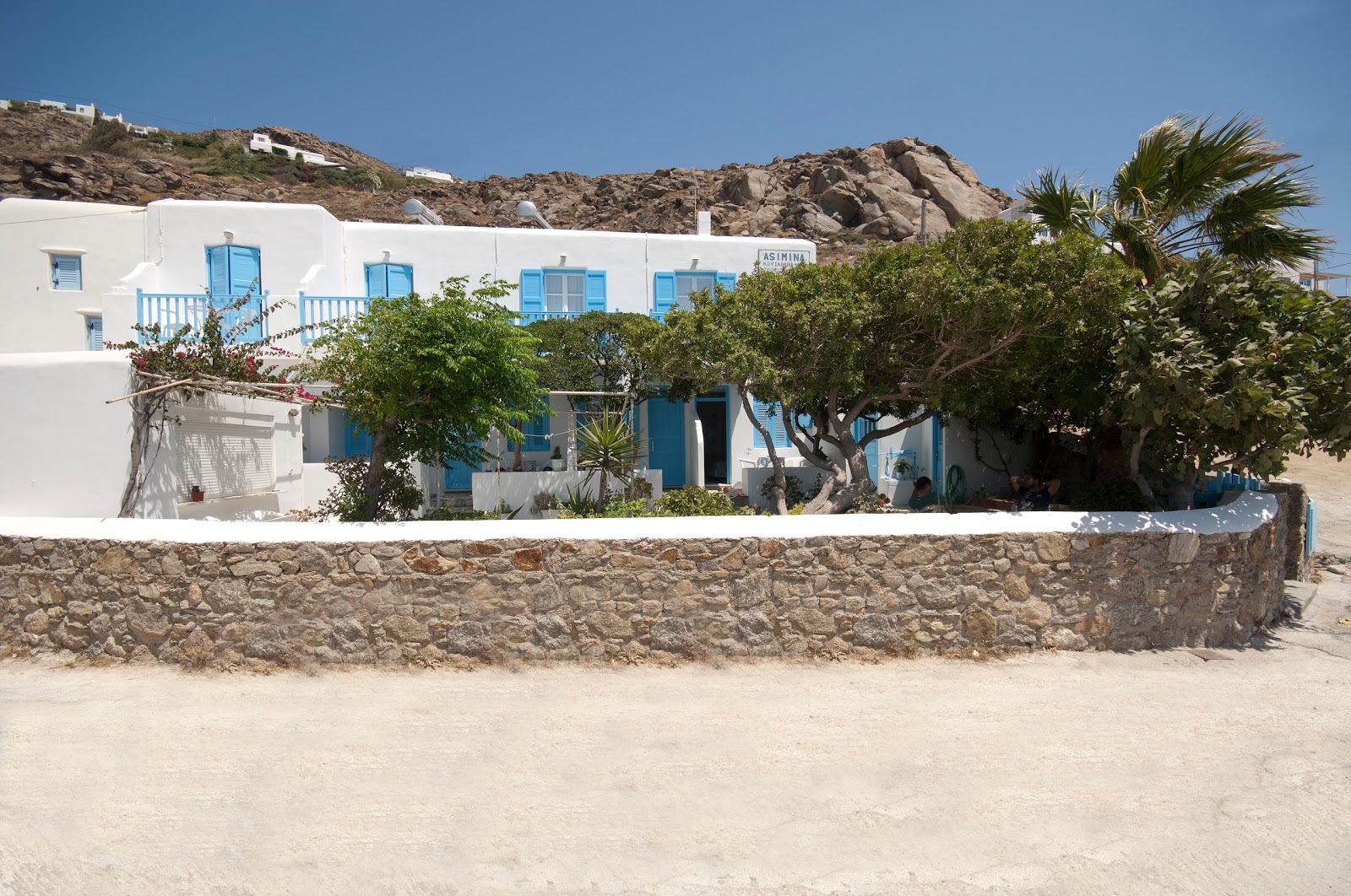 Avra Mykonos HOSPITALITY EXPERIENCE