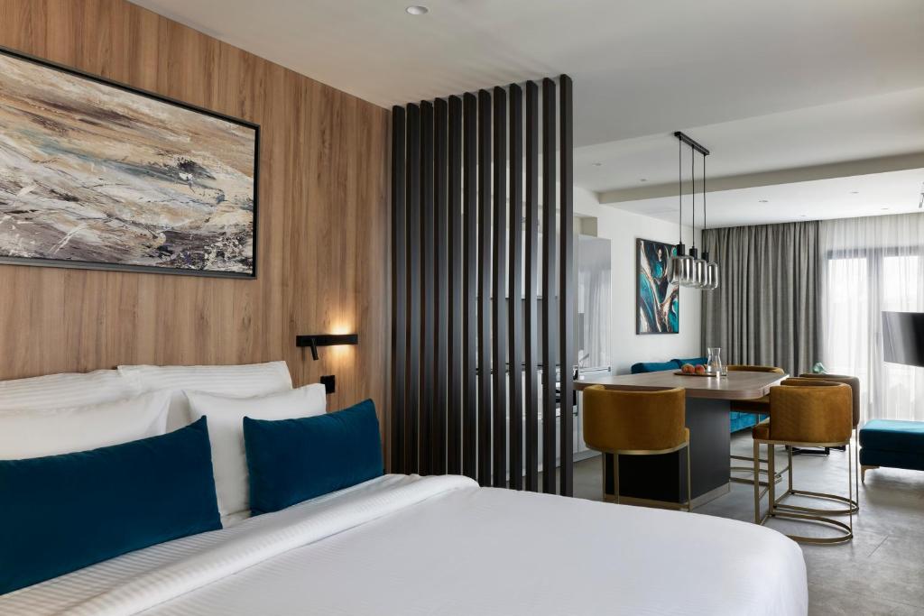Boutique Luxury Studios in Athens Downtown