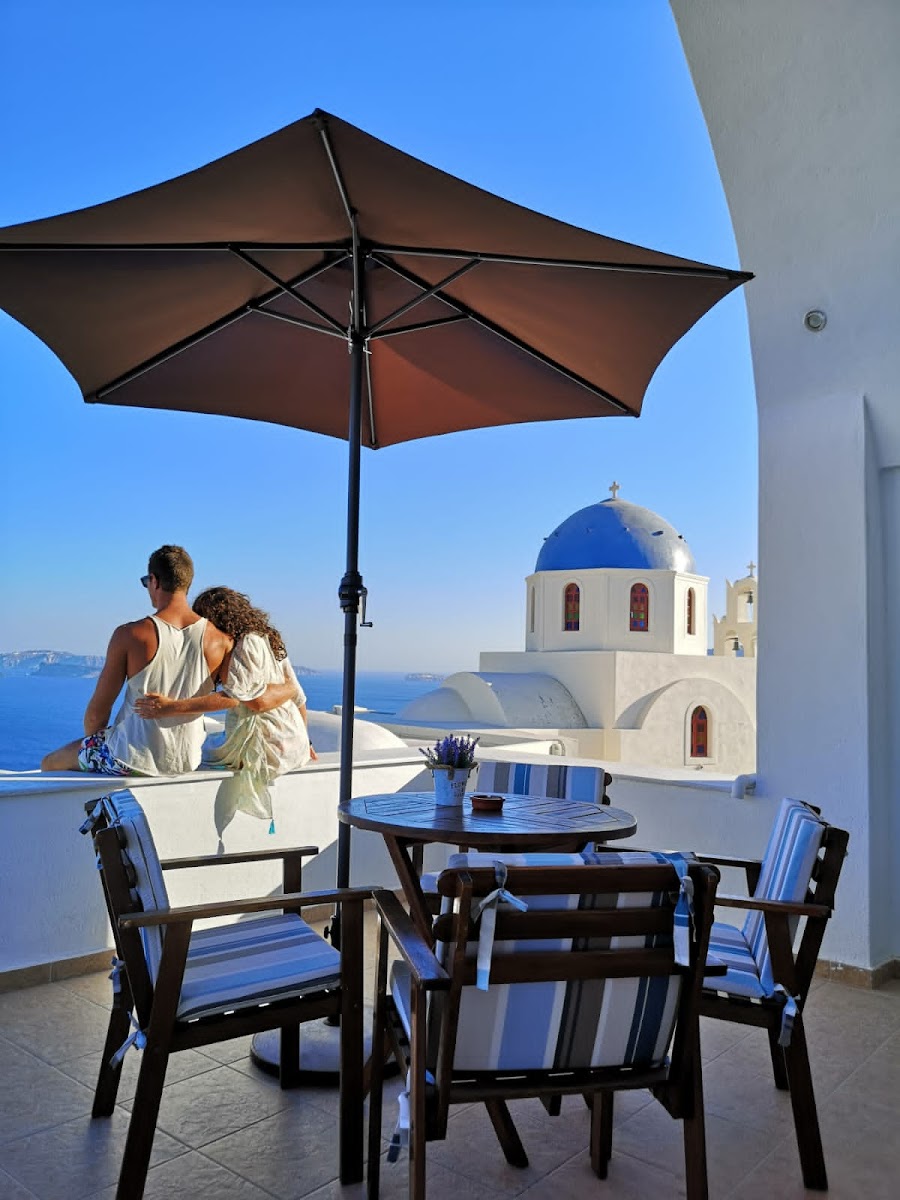 Central Hostel Oia