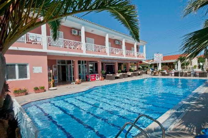 Christakis hotel
