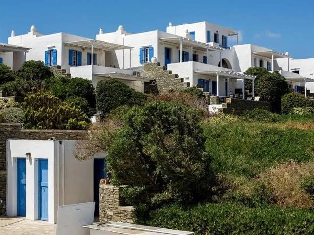 Elements Sifnos Boutique