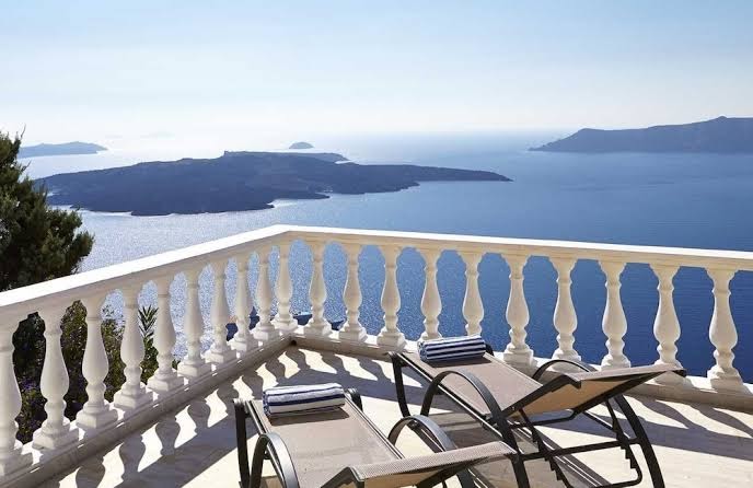 Elia Caldera Suites