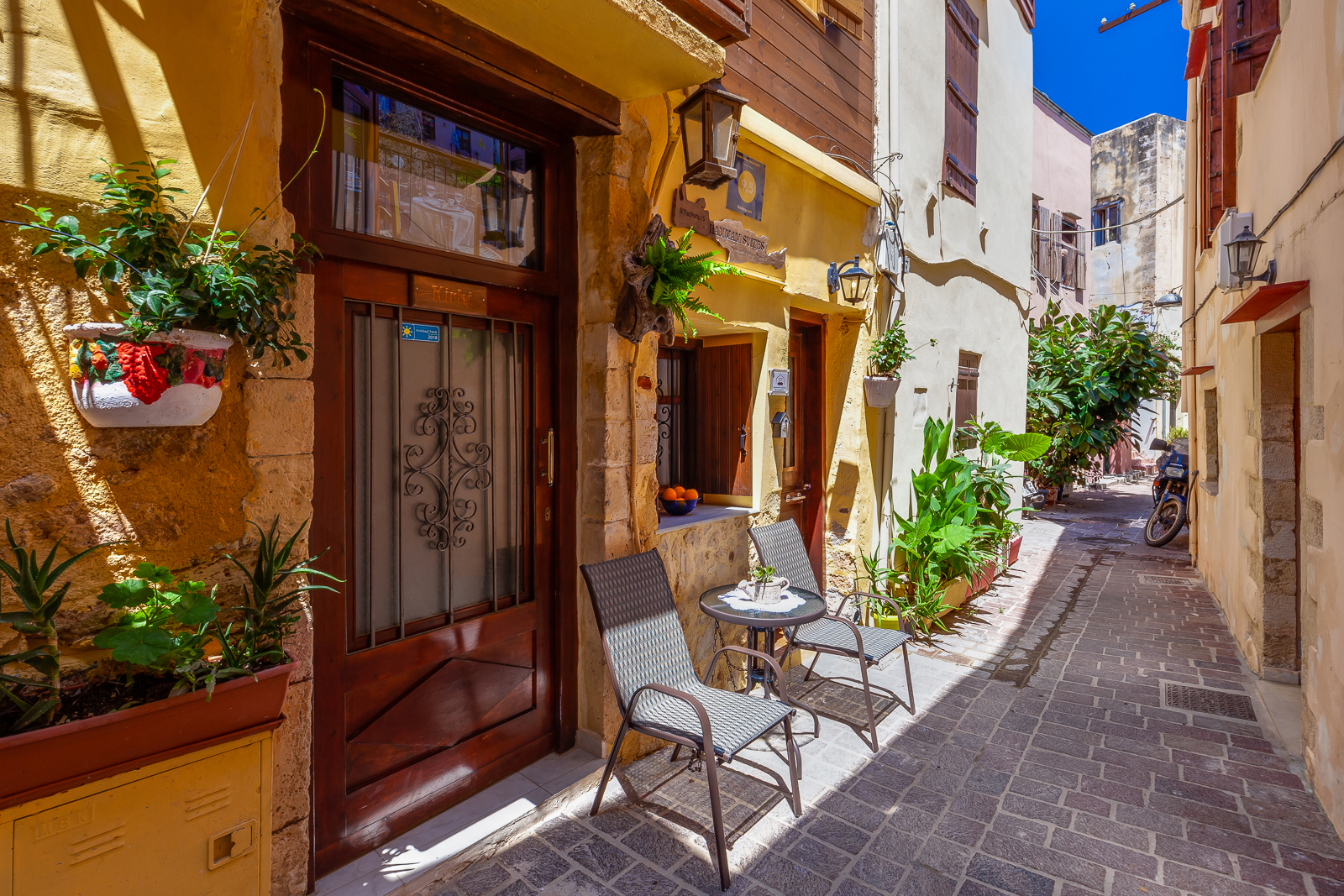Elia Portou Rooms