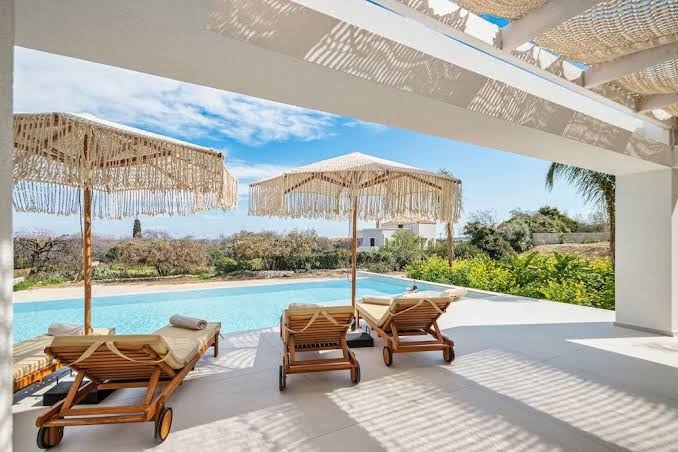 Excelencia Luxury Villa