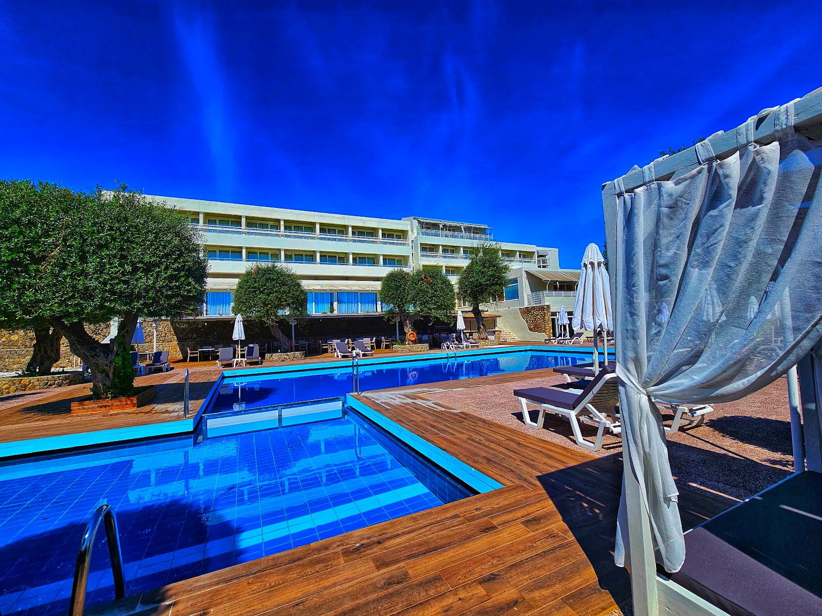 Fouxia Apartments And Studios