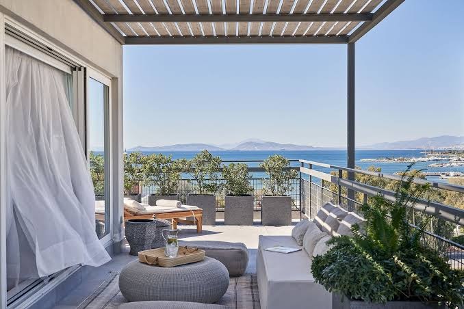 Golden Sun Hotel