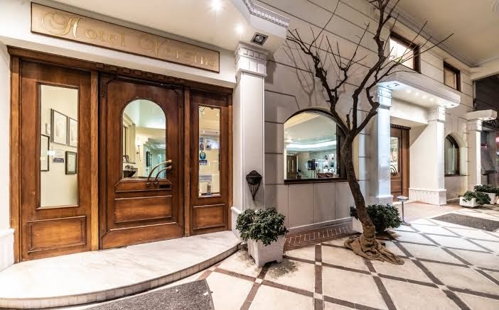 Grand Port Suites