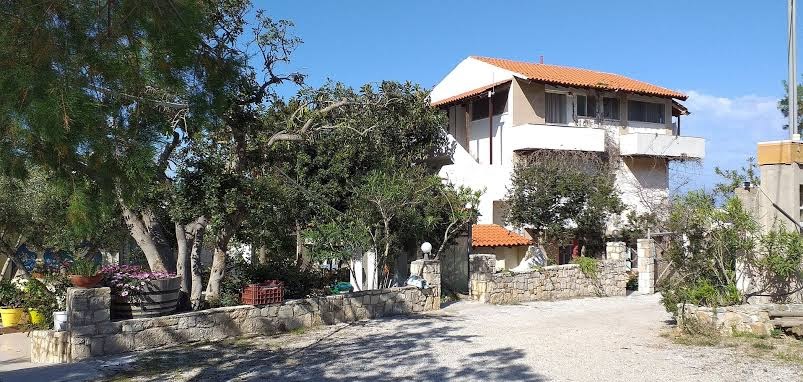 Hotel Petritos