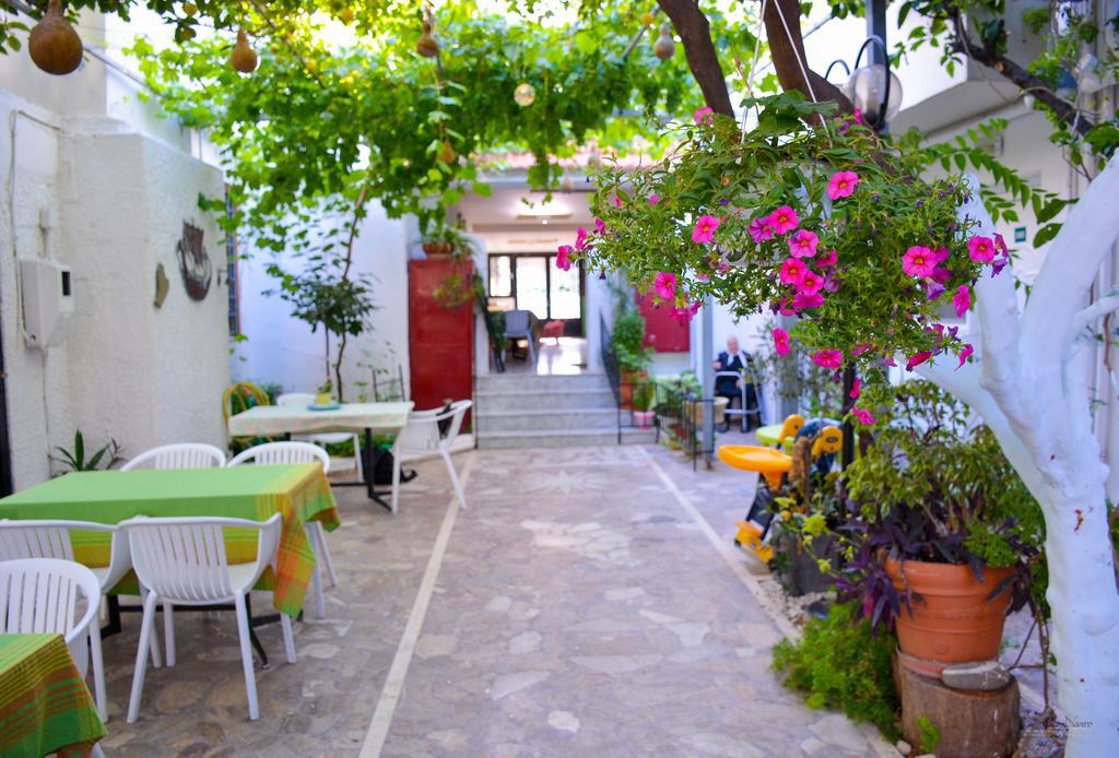 Iskas Evilion Hotel