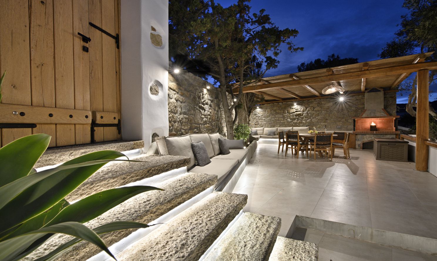 Kallos of Mykonos