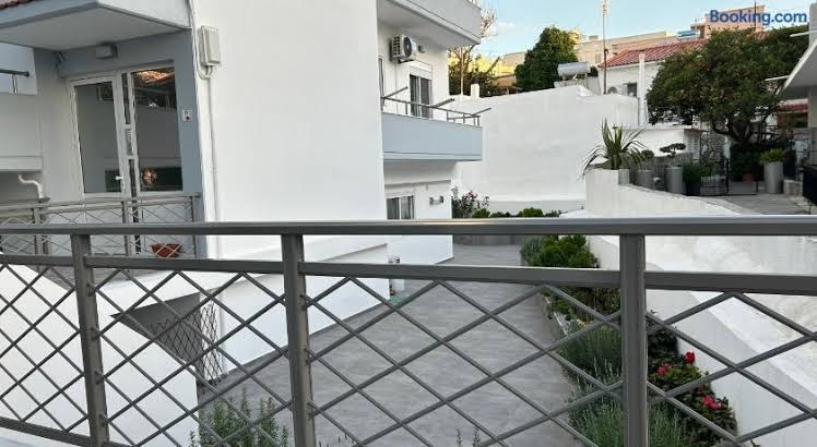 Lana's house