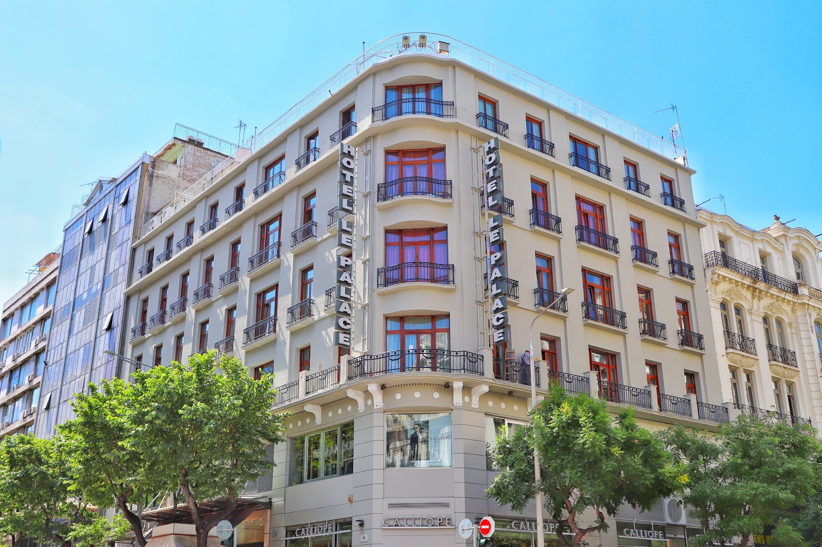 Magnifique Luxury Suites