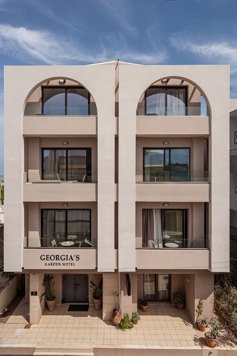 Malena Hotel & Suites