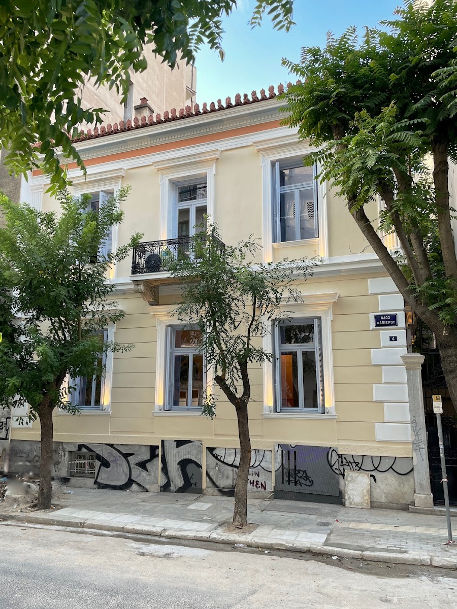 Margarita's Suites