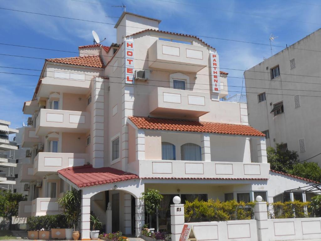 Minavra Hotel