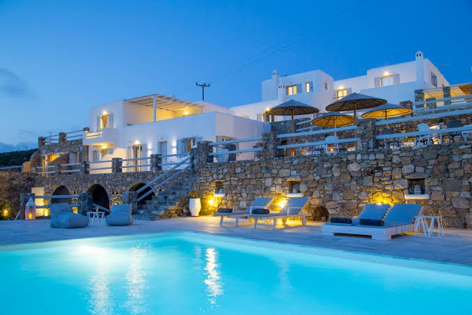 MYKONIAN LEISURE VILLAS & SUITES