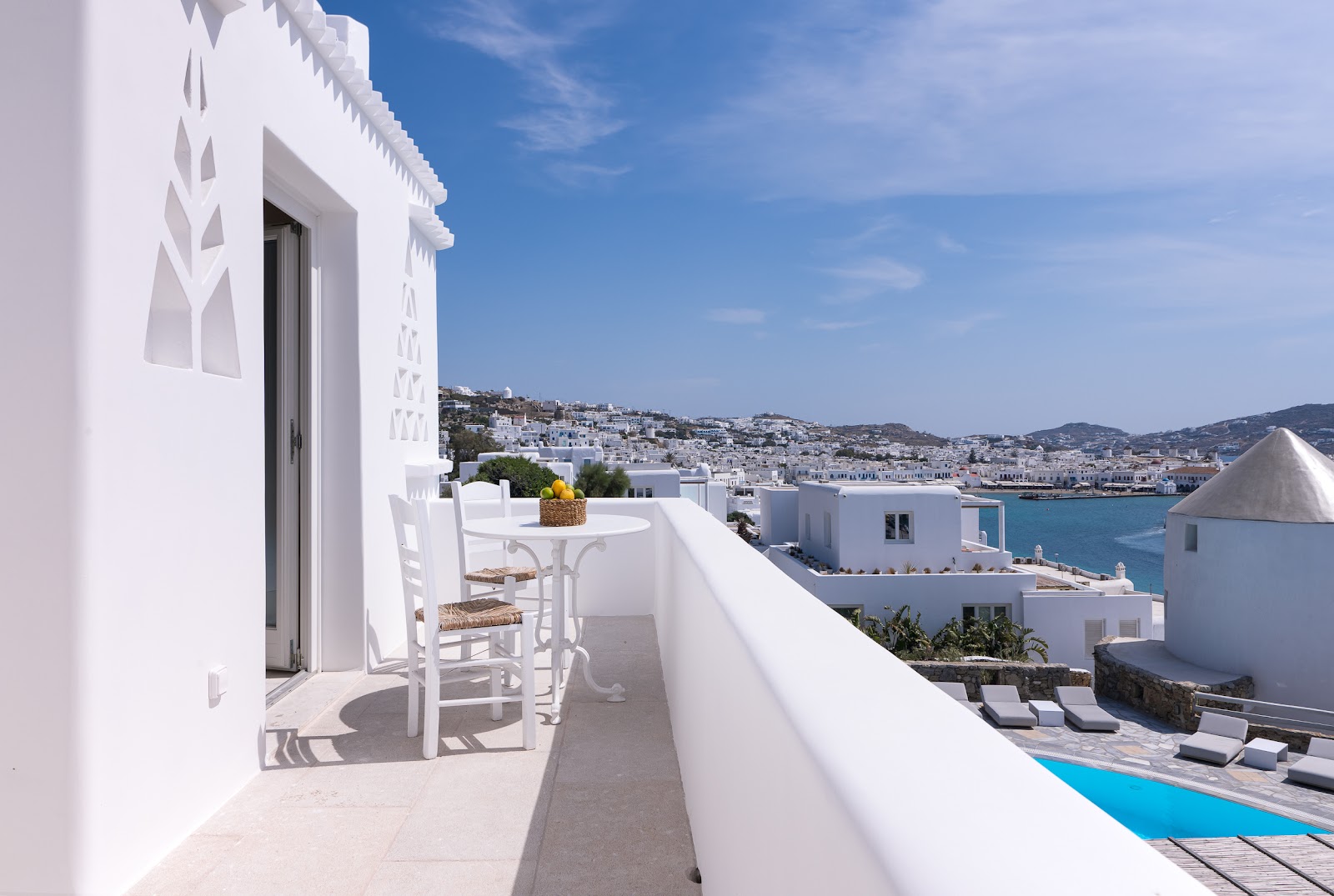 Mykonos Tagoo Black