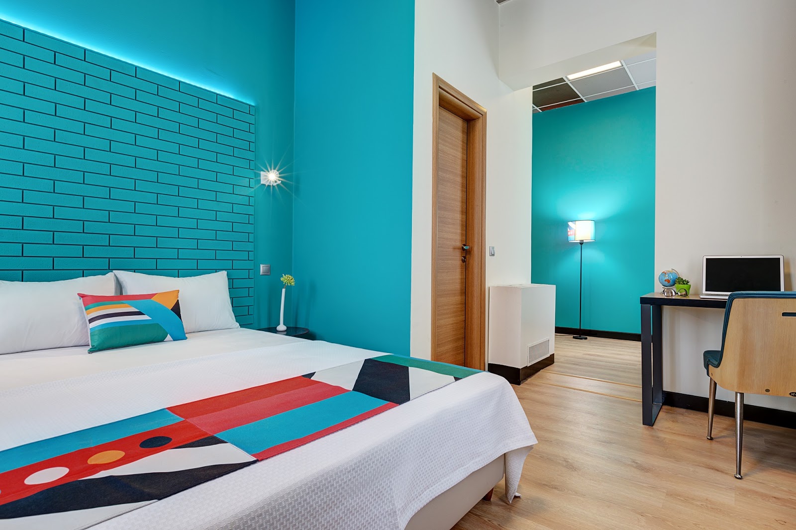Noa Hotel