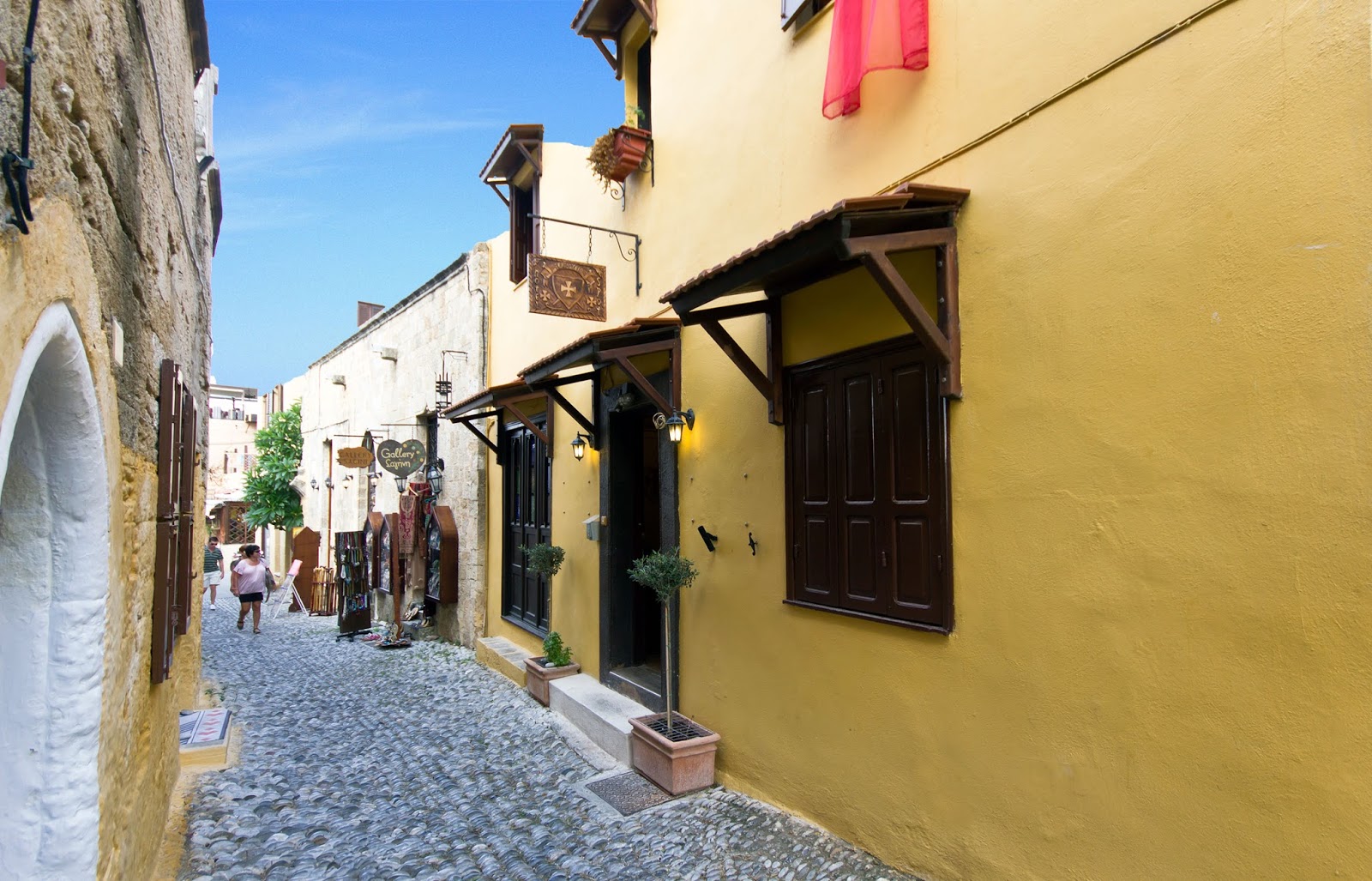 Old Town Moment's