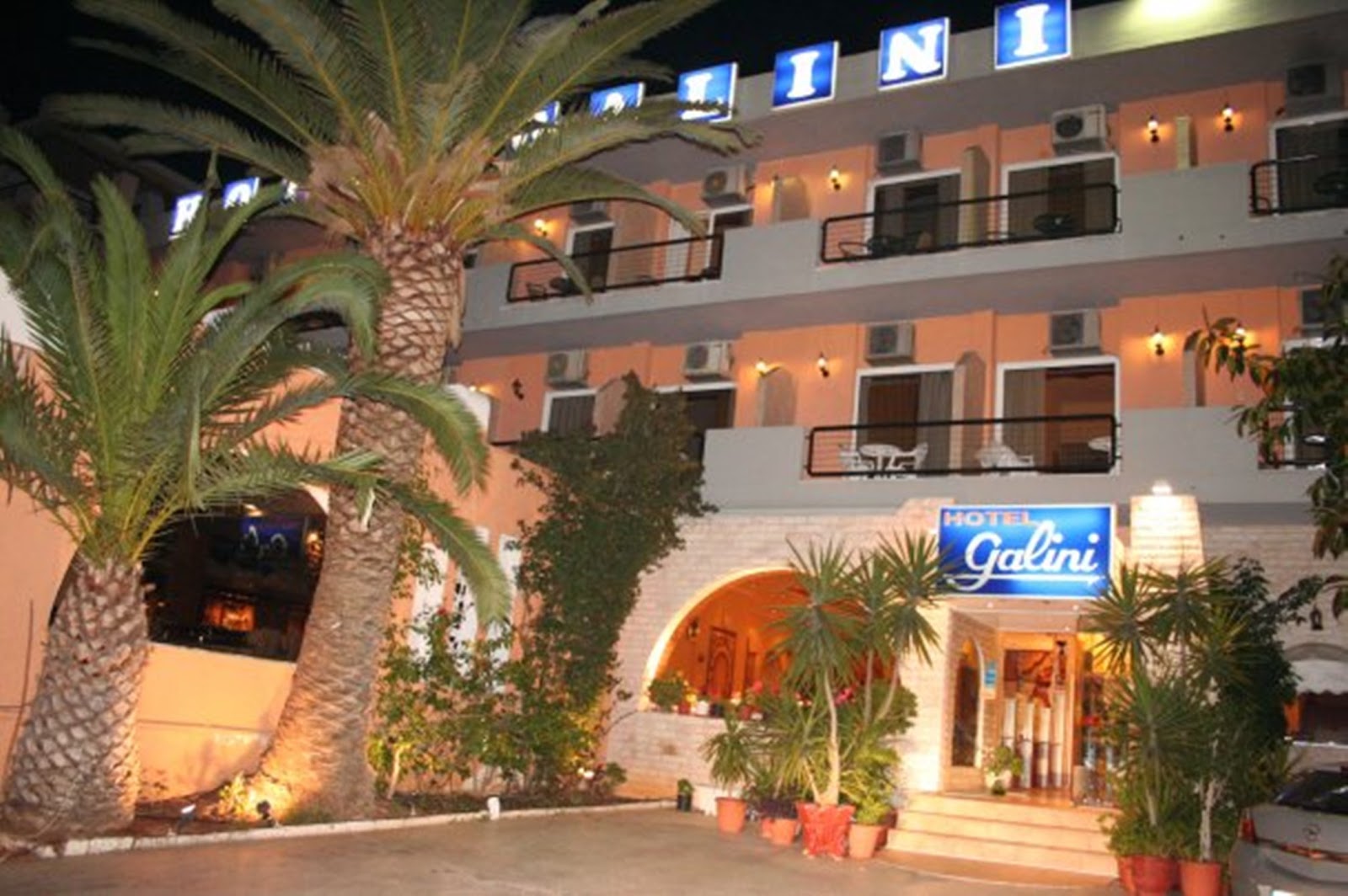 Parthenis Hotel