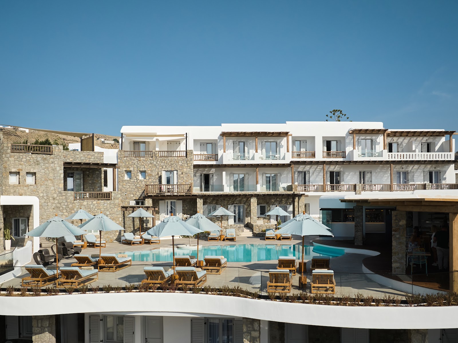 Pelican Bay Hotel