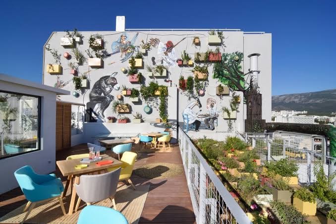 Periscope Hotel