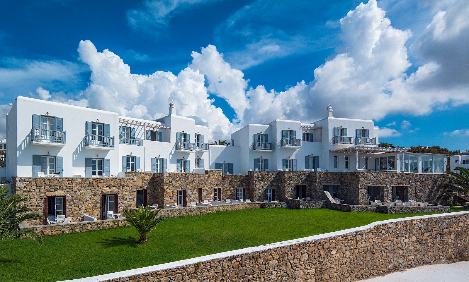 Petinaros Hotel