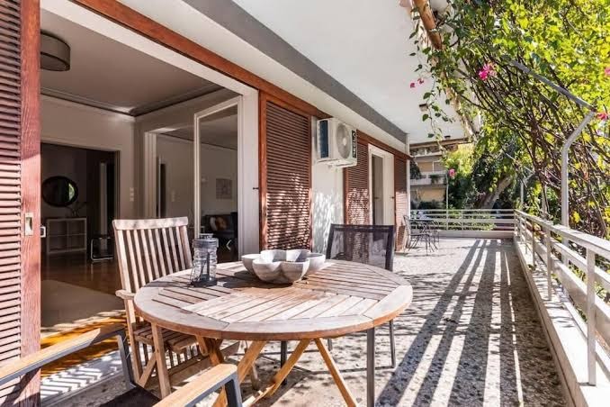 Phalerus Suites