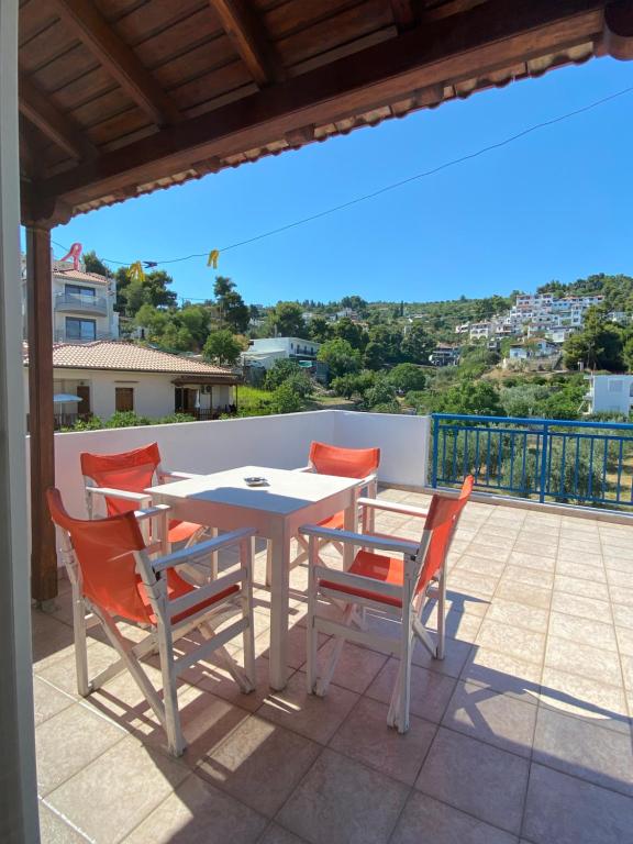 Rooms Apostolis