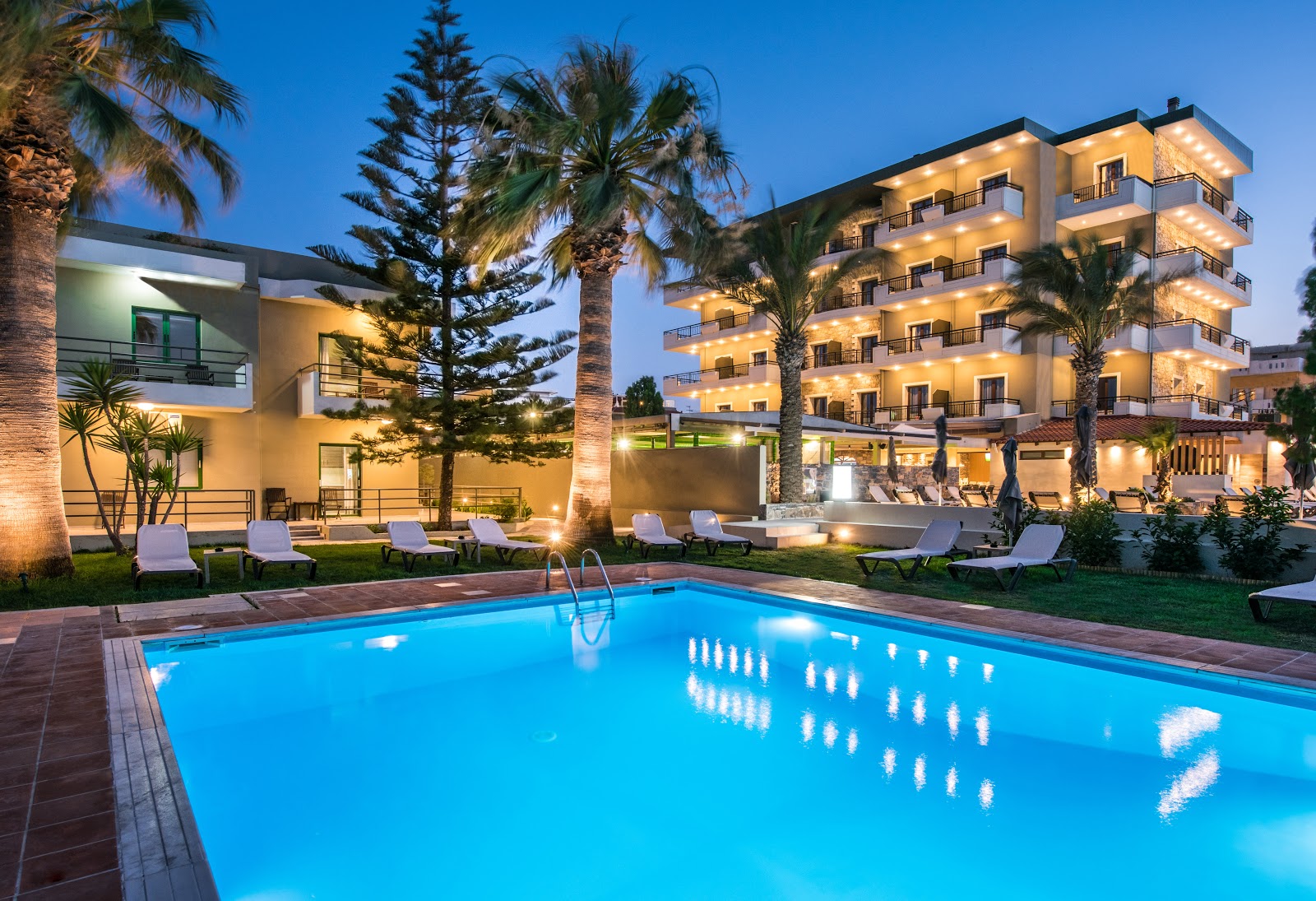 Roxani Hotel