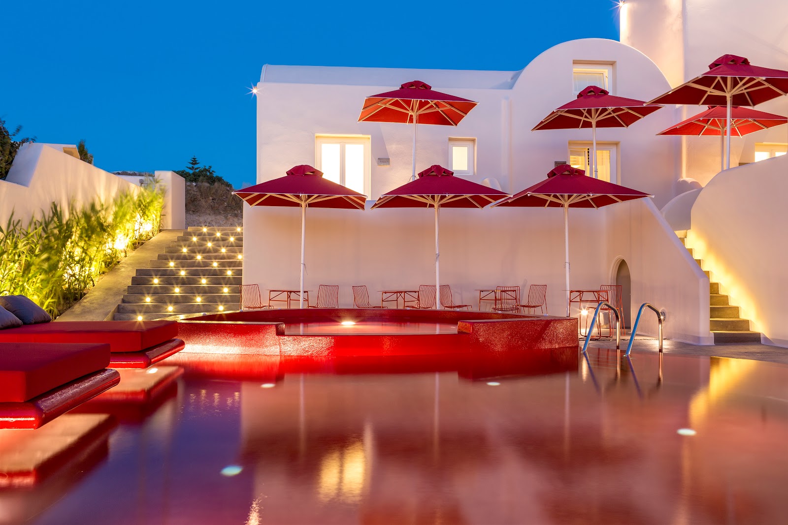 Santorini Sky, Luxury Resort
