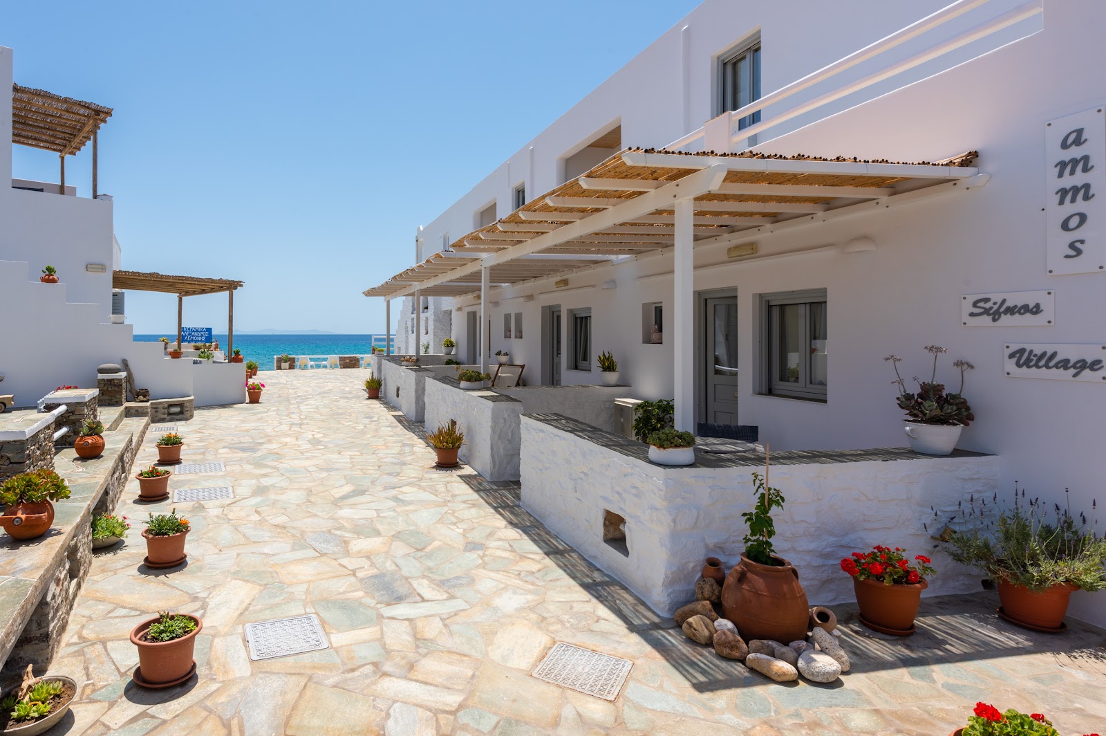 Selana Suites