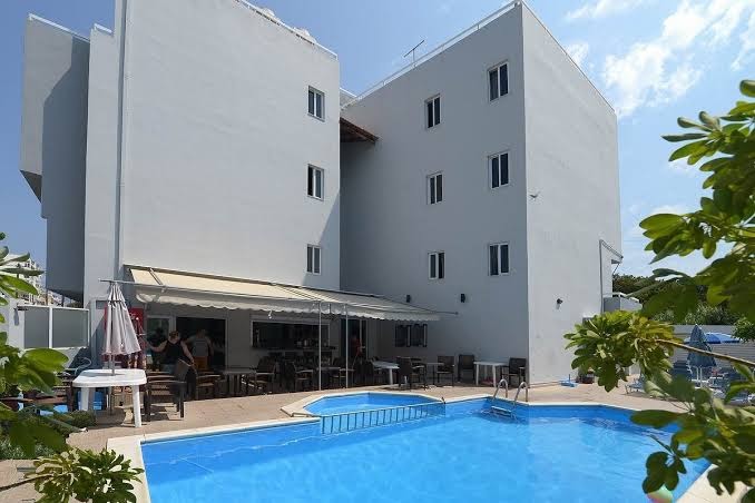 Sunland Hotel