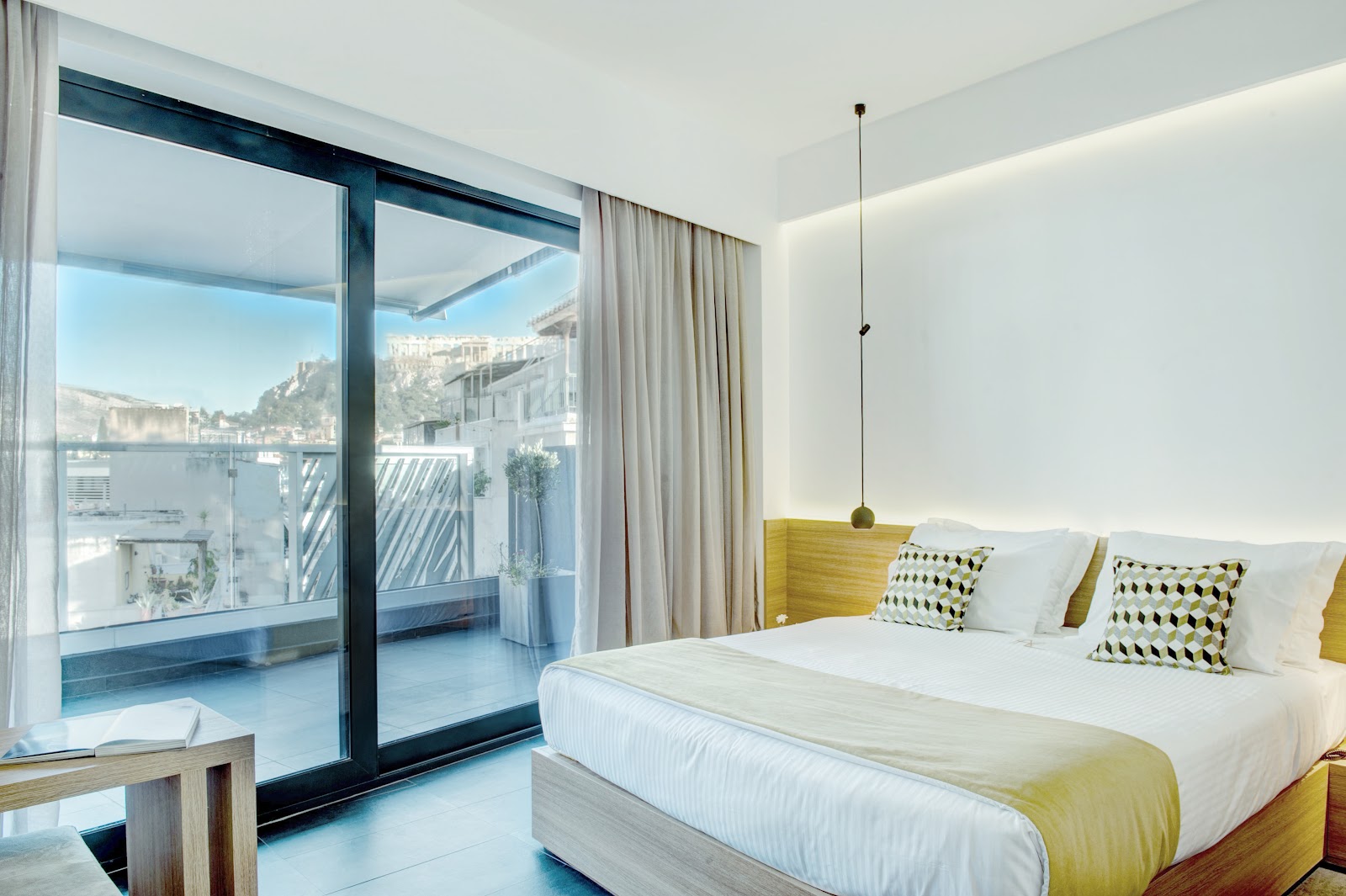 The Urban Nest Athens - Suites & Apartments