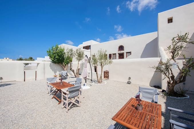 Thealos Santorini