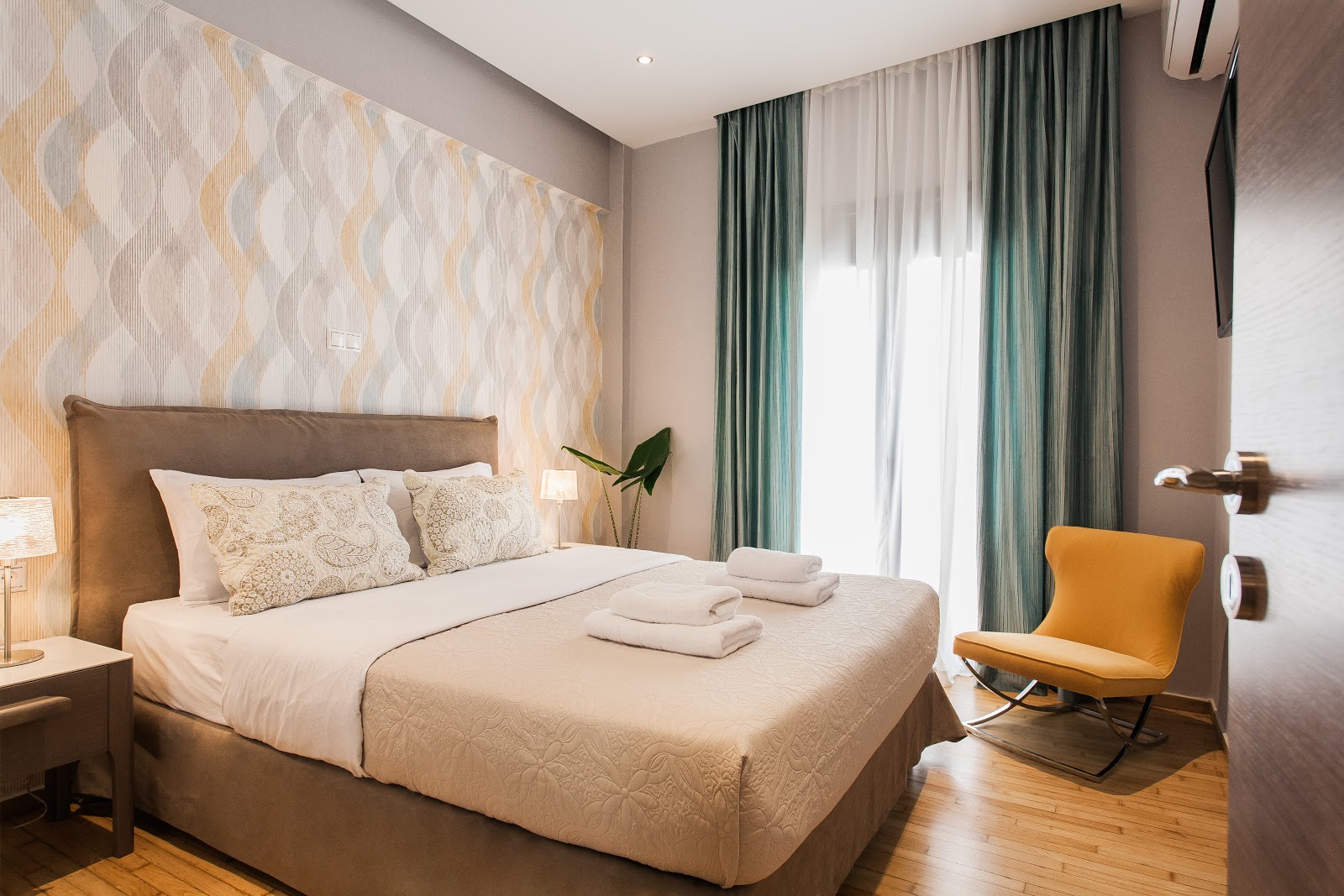 Xenophon Hotel