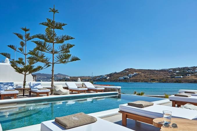 Yiannaki Hotel